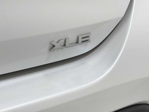 Certified 2026 Toyota Highlander XLE AWD/4WD image 30