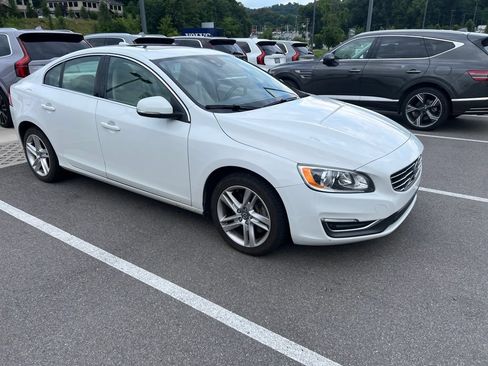 Used 2015 Volvo S60 T5 Premier w/ Convenience Package AWD/4WD image 5