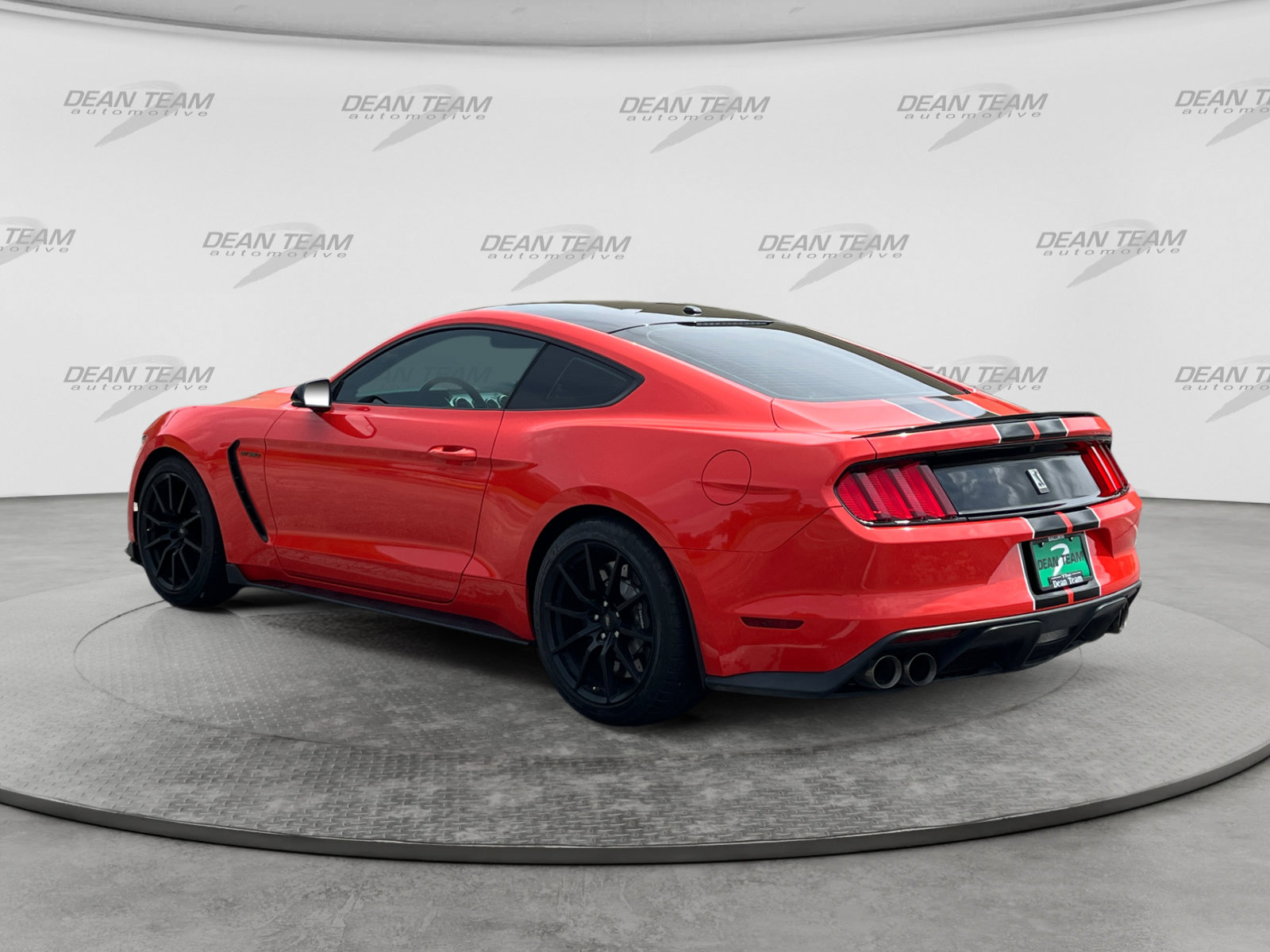 Used 2016 Ford Mustang Shelby GT350 w/ Technology Package RWD image 6