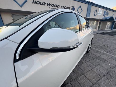 Used 2012 Volvo S60 T5 image 52