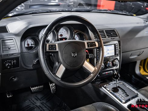 Used 2010 Dodge Challenger SRT8 w/ Special Edition Group image 20