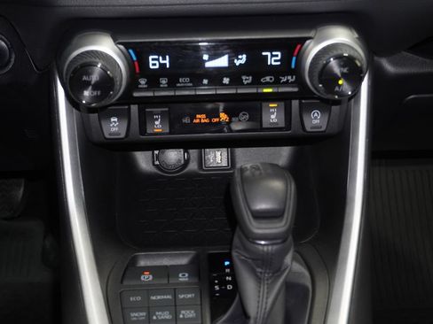 Used 2023 Toyota RAV4 XLE w/ Convenience Package AWD/4WD image 22