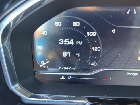 Used 2022 GMC Sierra 1500 Elevation image 13