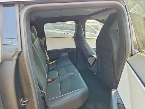 Used 2026 Tesla Cybertruck AWD Crew Cab image 7