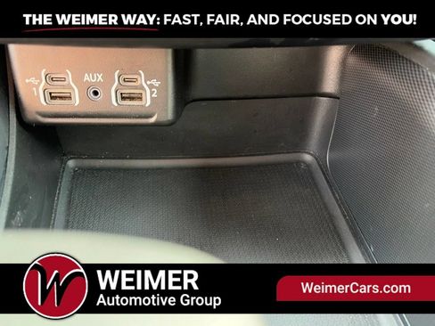 Used 2024 Dodge Durango GT AWD/4WD image 34
