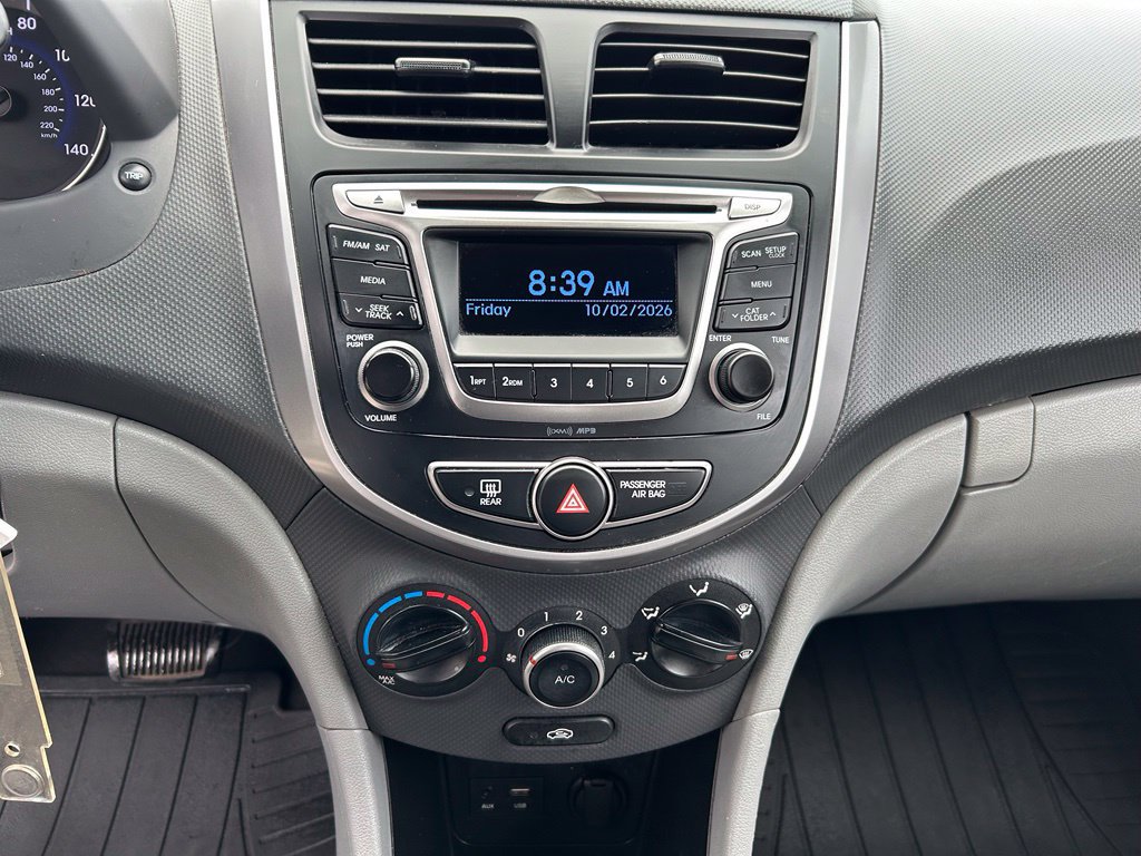 Used 2015 Hyundai Accent GLS FWD image 15