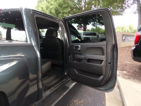 Used 2018 Chevrolet Silverado 1500 LT w/ All Star Edition RWD image 34