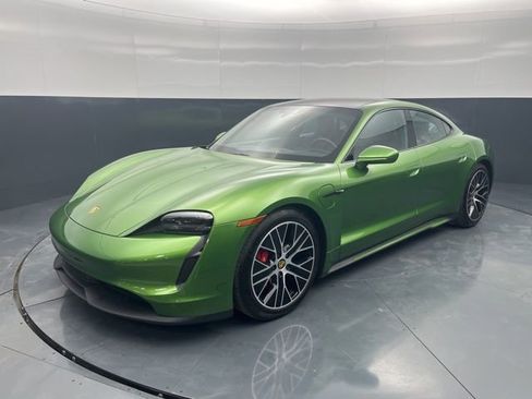 Used 2023 Porsche Taycan 4S image 3