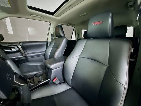 Used 2021 Toyota 4Runner TRD Off-Road Premium image 11