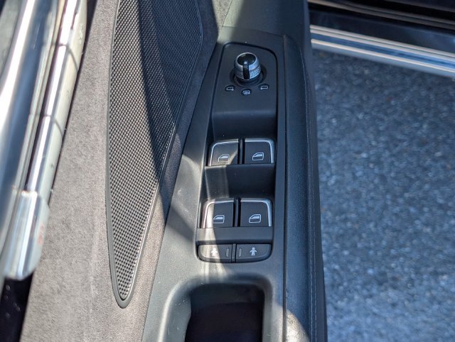 Used 2015 Audi A8 L 3.0T AWD/4WD image 16
