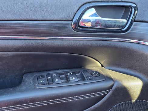 Used 2021 Jeep Grand Cherokee Limited w/ Quick Order Package 28K 80th image 9