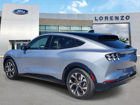 Used 2022 Ford Mustang Mach-E Premium image 7