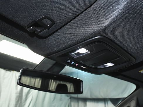 Used 2022 GMC Sierra 1500 AT4 image 32