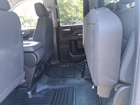 Used 2024 GMC Sierra 2500 Pro w/ Convenience Package AWD/4WD image 17