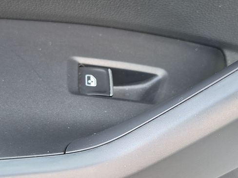 Used 2023 Volkswagen Jetta Sport FWD image 28