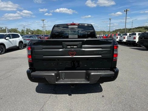 New 2026 Nissan Frontier PRO-4X w/ Pro-4x Convenience Package image 6