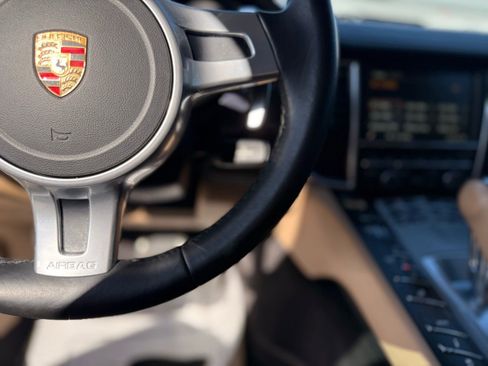 Used 2016 Porsche Panamera Edition image 17