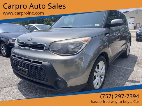 Used 2015 Kia Soul + FWD image 1
