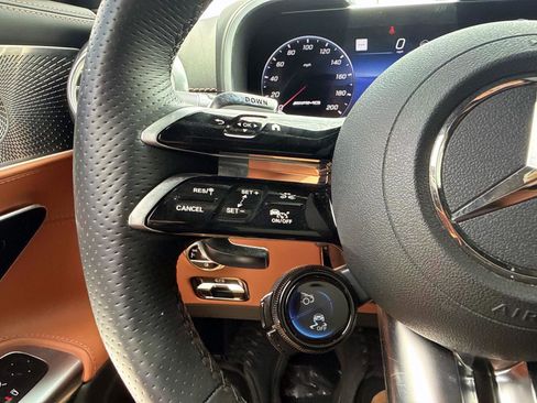 Certified 2024 Mercedes-Benz SL 43 AMG image 32