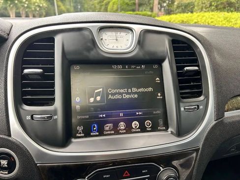 Used 2016 Chrysler 300 C w/ Safetytec Plus Group image 17