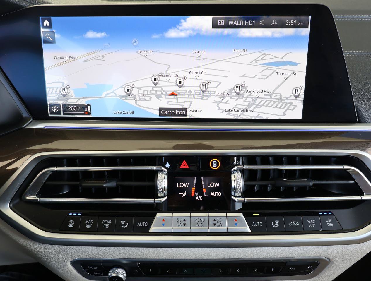 Used 2022 BMW X5 xDrive40i w/ M Sport Package AWD/4WD image 48