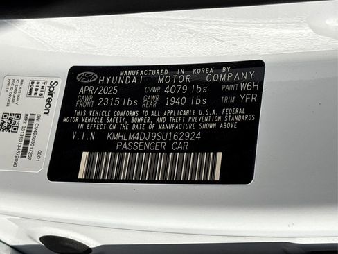 New 2025 Hyundai Elantra SEL FWD image 14