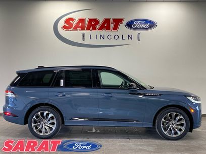 New 2026 Lincoln Aviator AWD w/ Jet Appearance Package