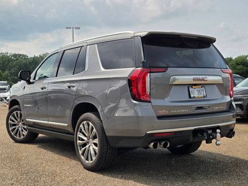 Used 2021 GMC Yukon Denali w/ Denali Premium Package AWD/4WD image 17