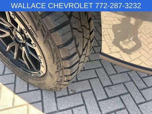 Used 2023 Ford F150 Lariat w/ Equipment Group 502A High AWD/4WD image 10