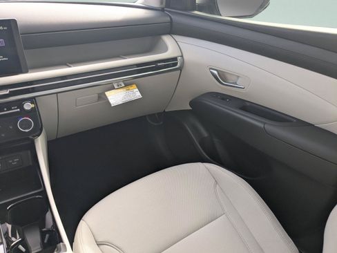 New 2026 Hyundai Tucson SEL FWD image 18