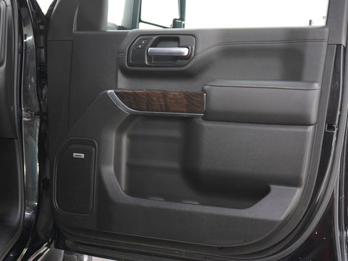 Used 2020 GMC Sierra 2500 Denali w/ Denali Ultimate Package AWD/4WD image 12