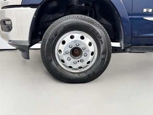 Used 2024 RAM 3500 Limited AWD/4WD image 31