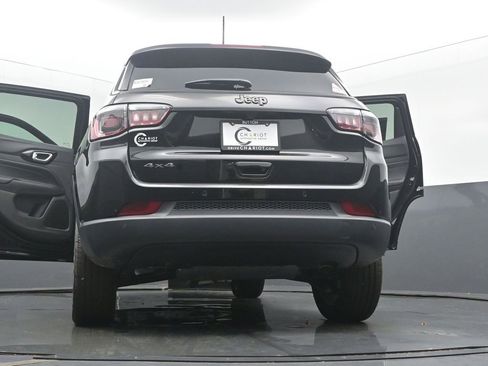 New 2026 Jeep Compass Limited image 60