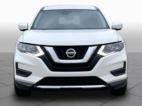 Used 2020 Nissan Rogue S FWD image 4