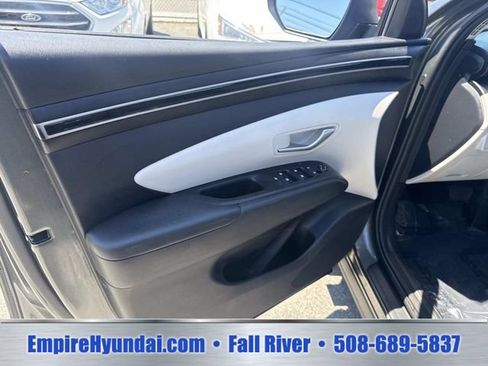 Used 2022 Hyundai Tucson SE FWD image 16