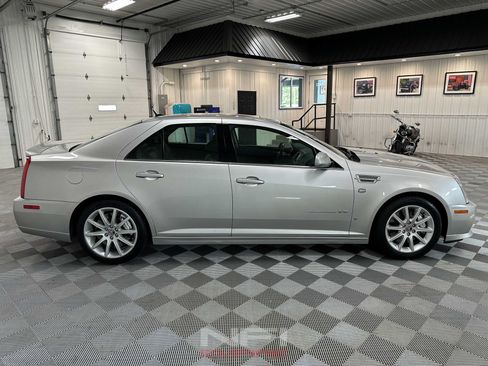 Used 2008 Cadillac STS V RWD image 7
