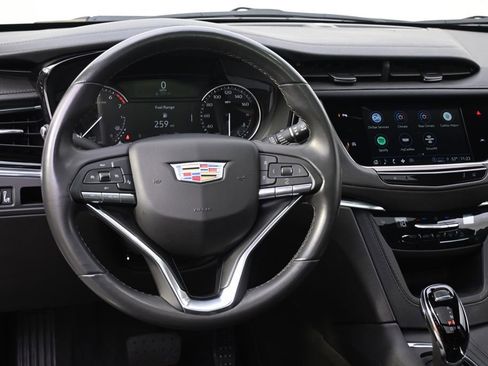 Certified 2023 Cadillac XT6 Luxury AWD/4WD image 12