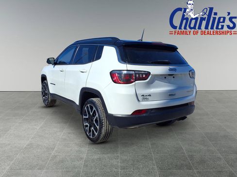 Used 2018 Jeep Compass Limited w/ Navigation Group image 5