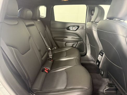 Used 2023 Jeep Compass High Altitude AWD/4WD image 14