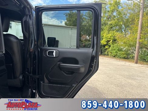 Used 2021 Jeep Gladiator Sport image 62