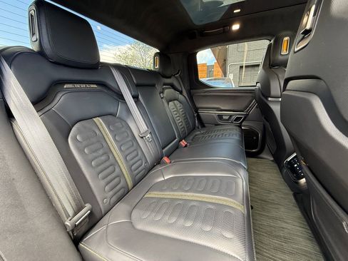 Used 2023 Rivian R1T Adventure AWD/4WD image 38