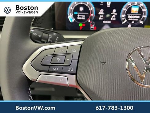 New 2026 Volkswagen Tiguan SE AWD/4WD image 16