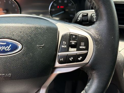 Used 2021 Ford Explorer XLT w/ Equipment Group 202A RWD image 26