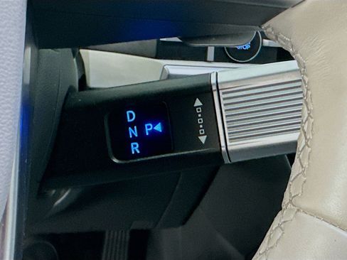 Used 2025 Hyundai Santa Fe SEL image 24