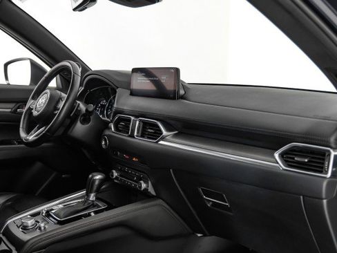 Used 2023 MAZDA CX-5 Signature image 10