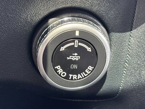 Used 2025 Lincoln Navigator Reserve AWD/4WD image 35