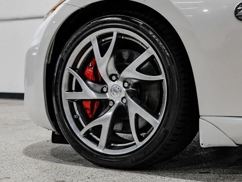 Used 2013 Nissan 370Z Touring w/ Sport Pkg RWD image 54