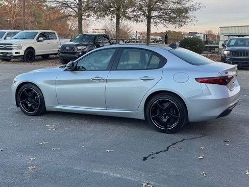 Used 2020 Alfa Romeo Giulia Ti w/ Nero Edizione AWD/4WD image 5