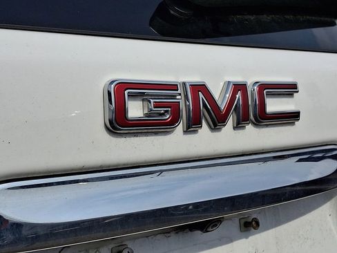 Certified 2021 GMC Terrain SLT w/ Infotainment Package II image 6