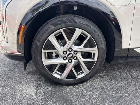 New 2027 Cadillac Optiq Premium Luxury RWD image 10